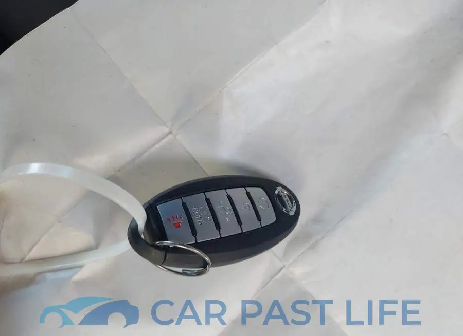 3N1AB8CV4PY245097# 11