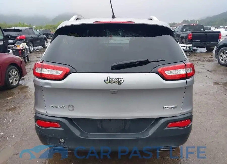 1C4PJMCXXJD617072# 16