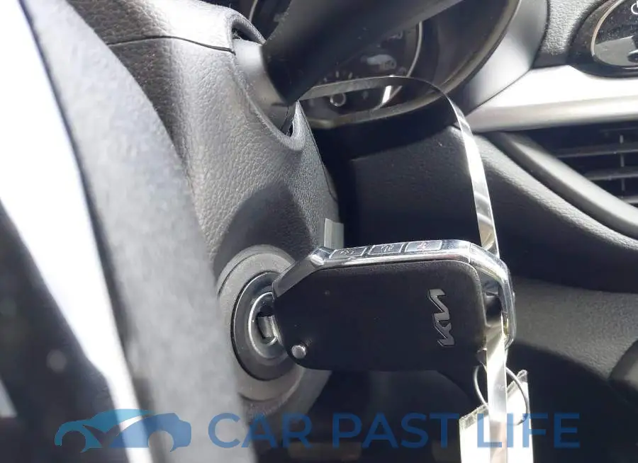 3KPF24AD8RE783554# 11