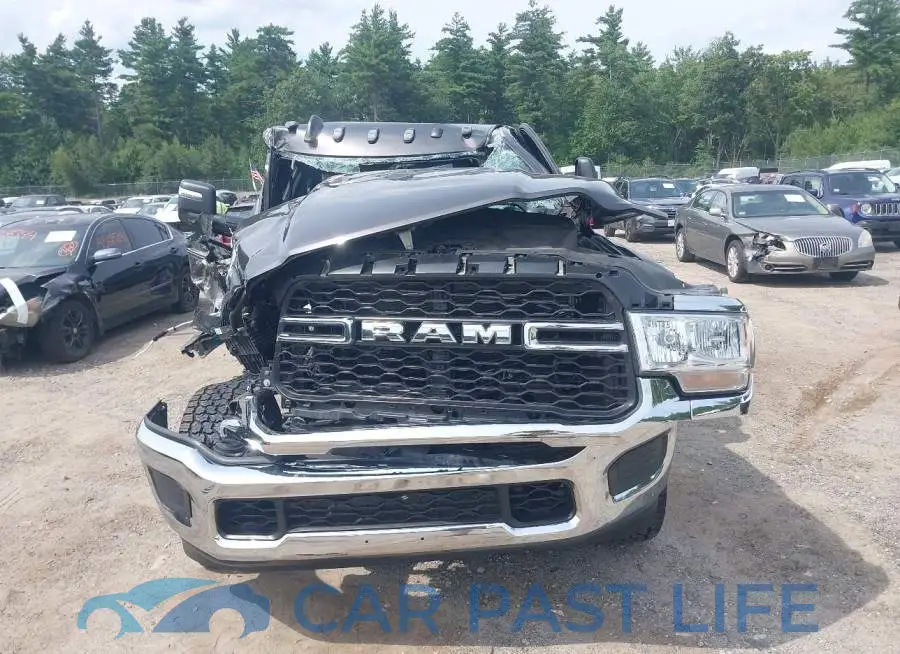 3C6UR5CJ2RG252390# 11