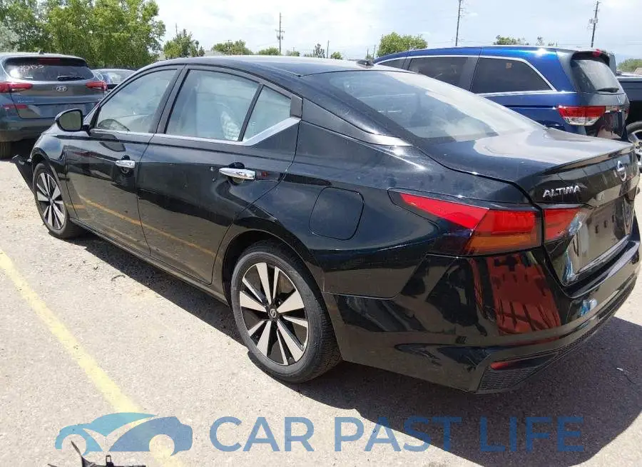 1N4BL4DV9NN366696# 3