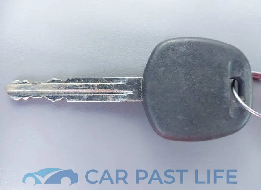 2T1BURHE4HC835926# 11