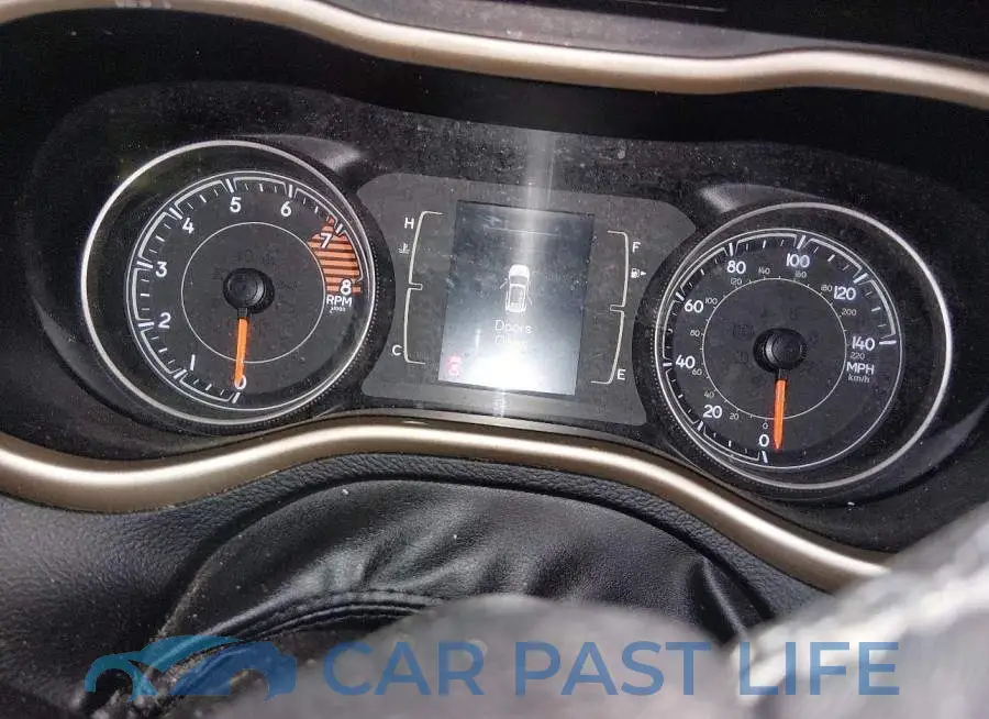 1C4PJMCS3HW620575# 7