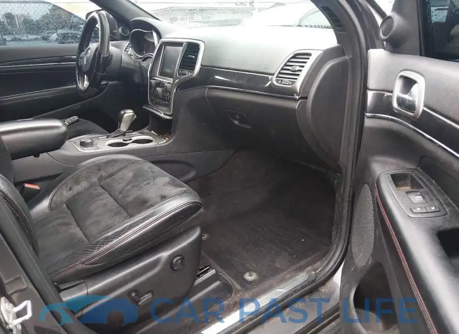 1C4RJFLG6HC603819# 5