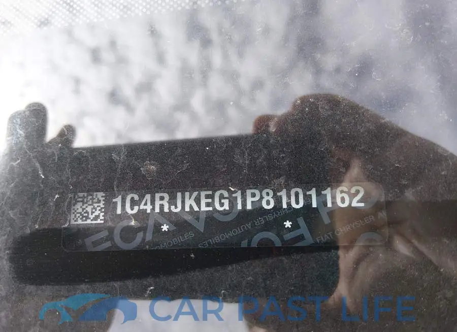 1C4RJKEG1P8101162# 9
