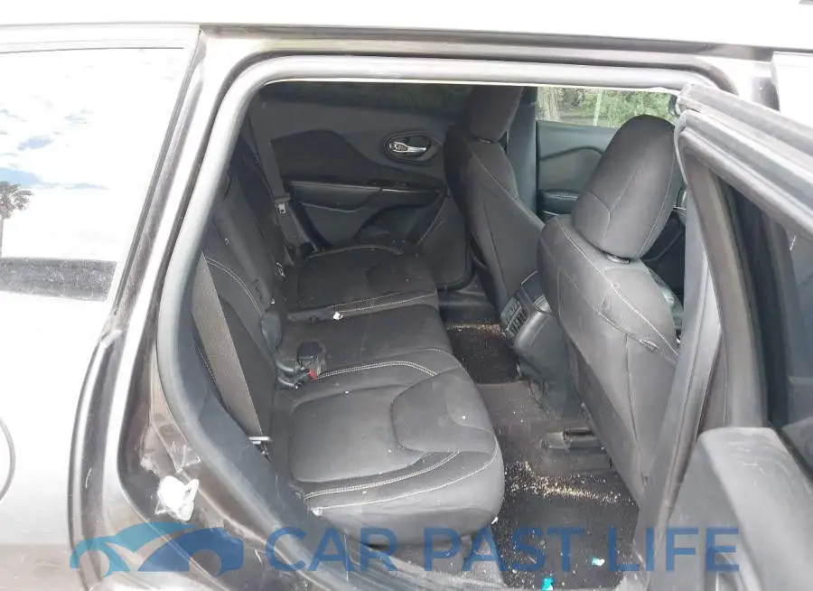 1C4PJMCB5GW350005# 8