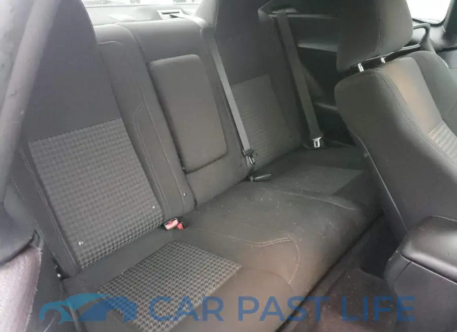 2C3CDZAG0HH633918# 10