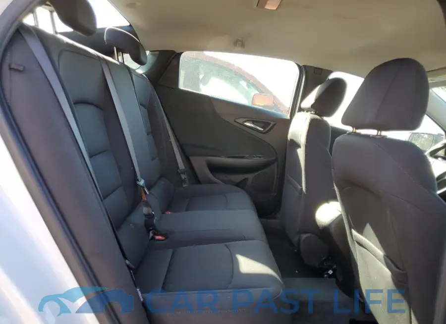 1G1ZB5ST6NF166381# 10