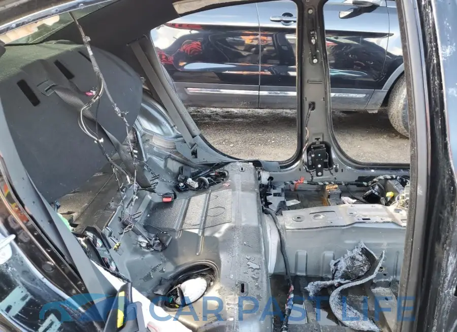 2C3CDXGJ4HH590014# 10