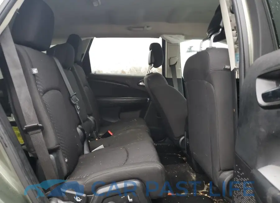 3C4PDCABXJT530646# 11