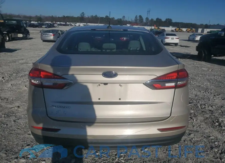 3FA6P0G7XKR194103# 6