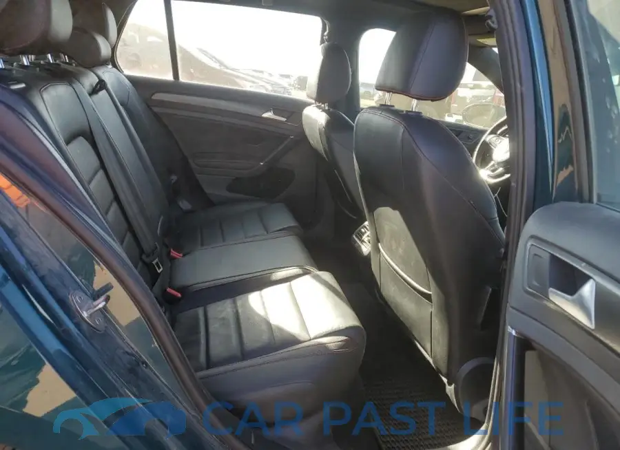 3VW5T7AU9KM027038# 10