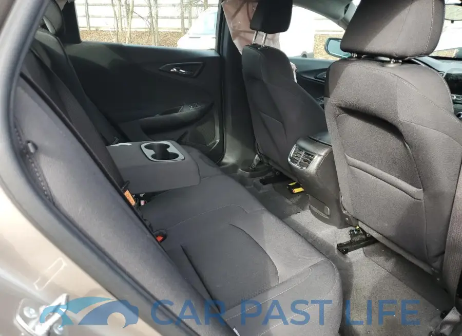1G1ZD5ST7RF172481# 10
