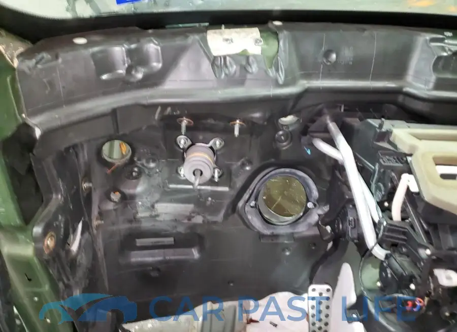 2C3CDZAG0NH215192# 9