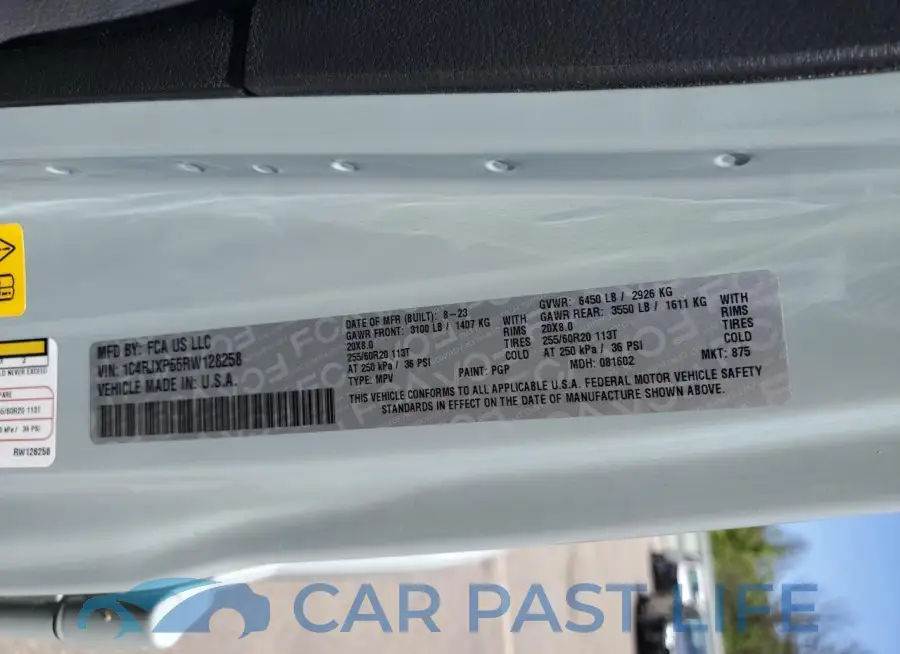 1C4RJXP66RW128258# 12