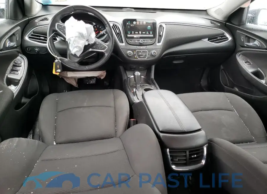 1G1ZD5ST1JF250502# 8