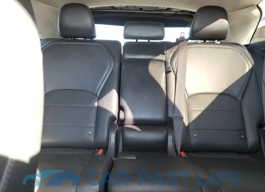 3PCAJ5M30KF107086# 10