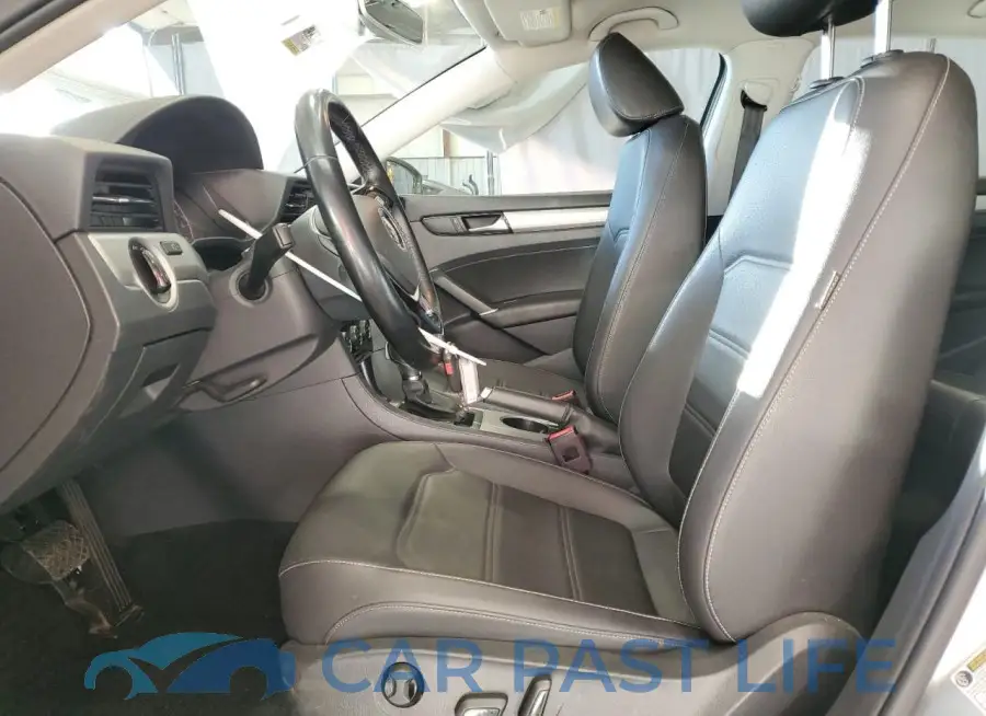1VWSA7A39LC008136# 7