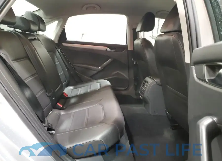 1VWSA7A39LC008136# 10