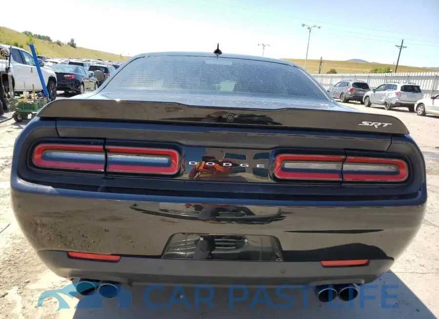 2C3CDZDJ3JH155474# 6