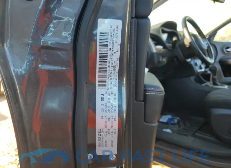 1C4PJLCB3HW560551# 13