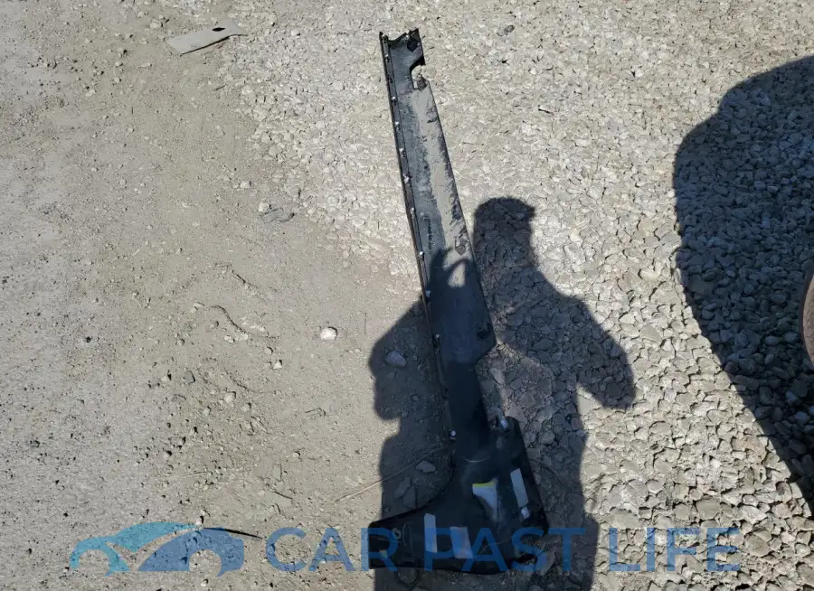 2C4RC1BG3MR559472# 13