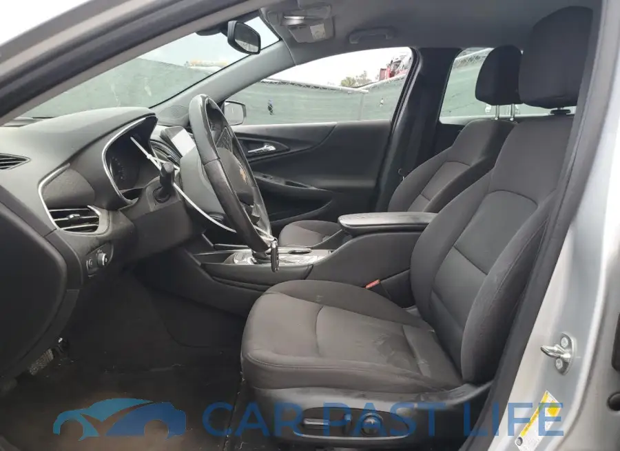 1G1ZD5ST9JF121794# 7