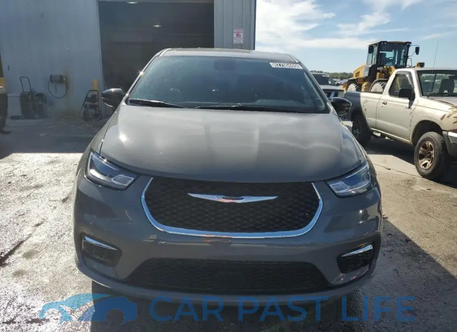 2C4RC1BG2SR504461# 5