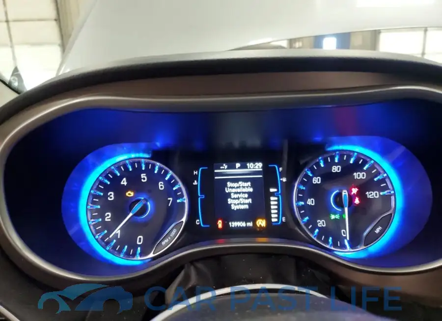 2C4RC1BGXJR120488# 9
