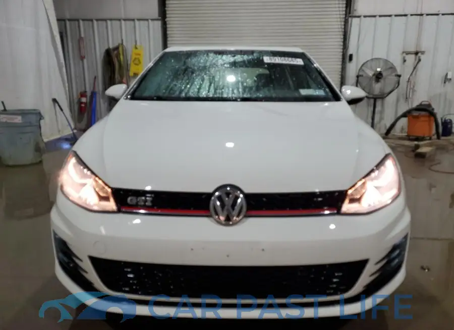 3VW5T7AU4HM010575# 5