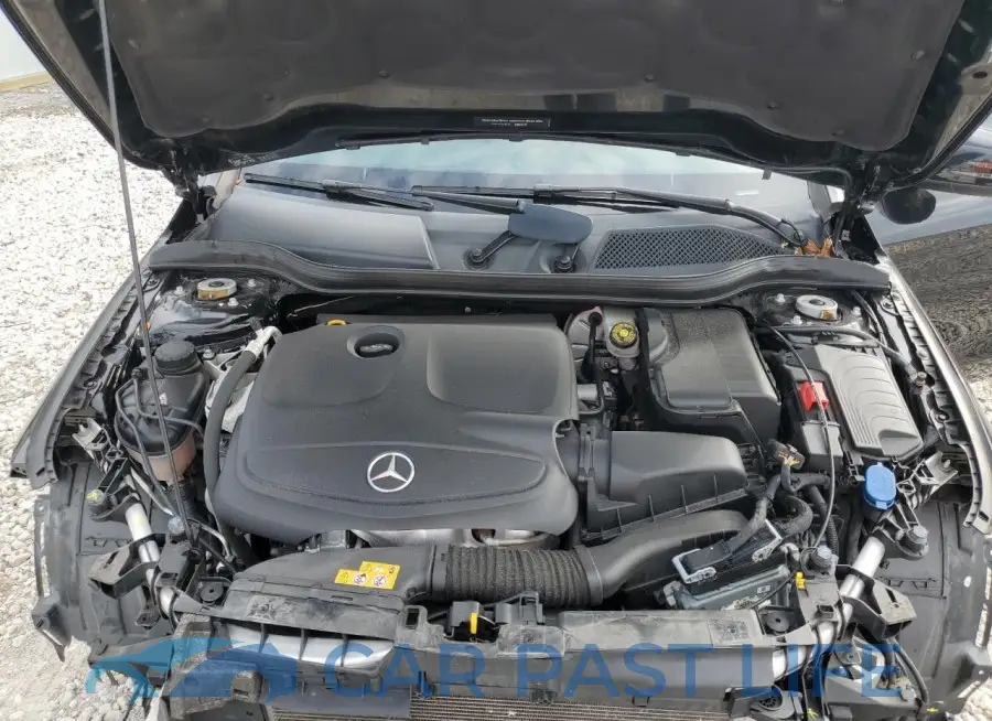 WDDSJ4EB5JN652050# 11