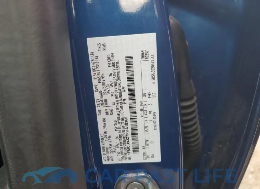 1FMCU9JZ7PUA18366# 13