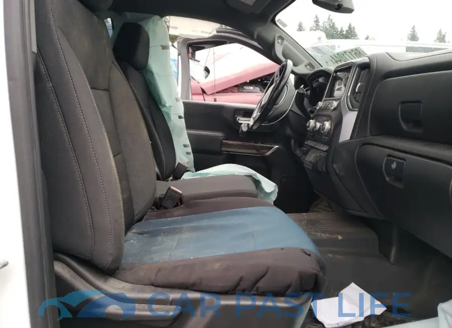 1GT58MEY6NF165155# 7