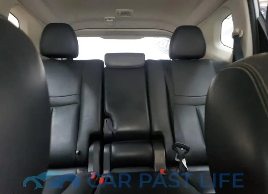 JN8AT2MT5HW389131# 10