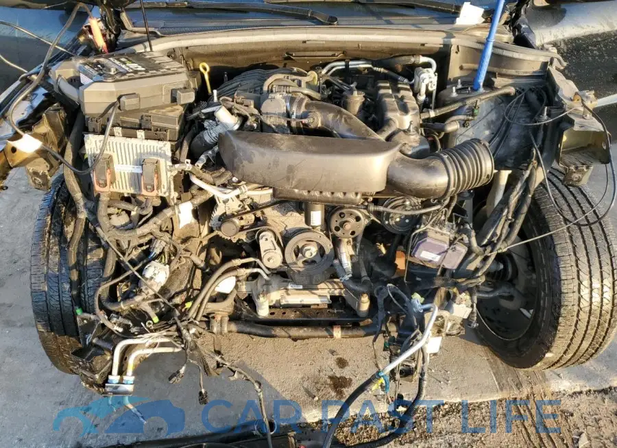 1C4RDJAG8JC156140# 12
