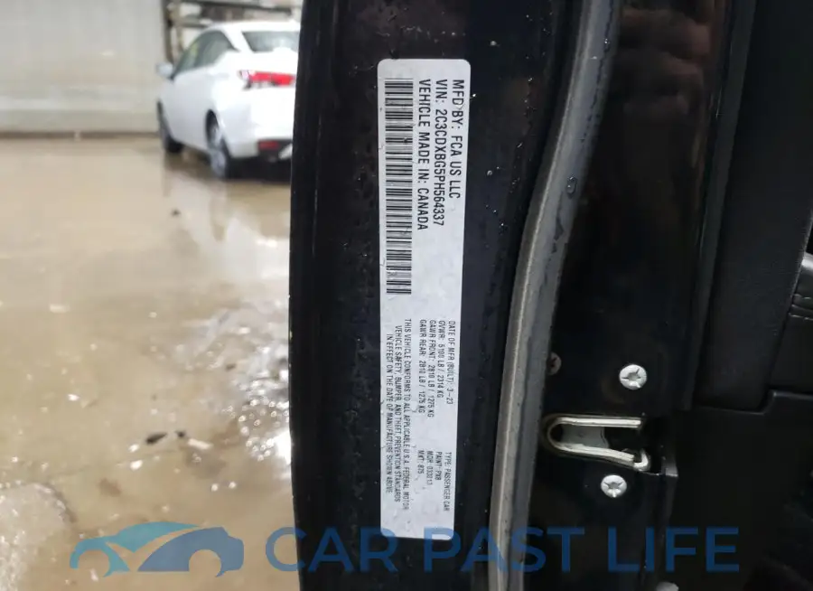 2C3CDXBG5PH564337# 13
