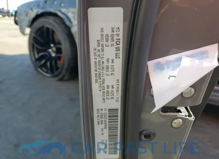 2C3CDZFJXKH676450# 12