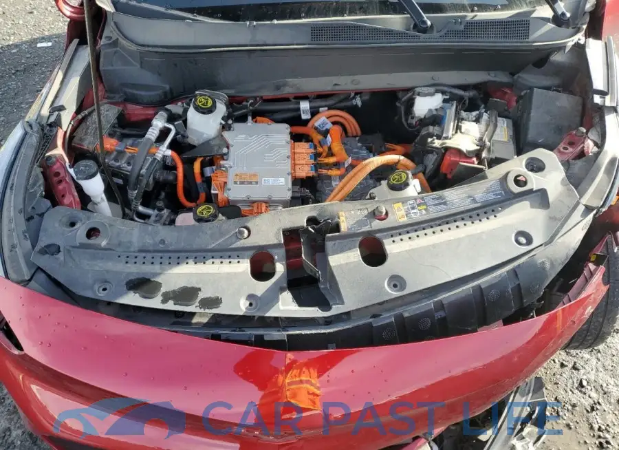 1G1FZ6S06N4104677# 12