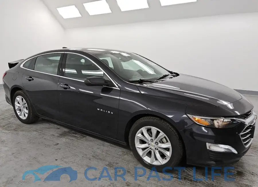 1G1ZD5ST2PF131740# 4