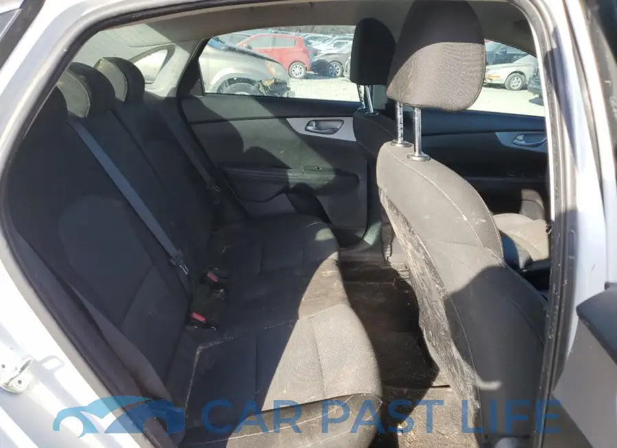 3KPF24AD2PE636529# 10