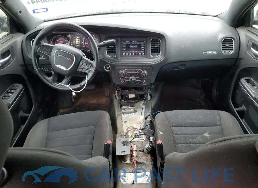 2C3CDXAT2JH289175# 8