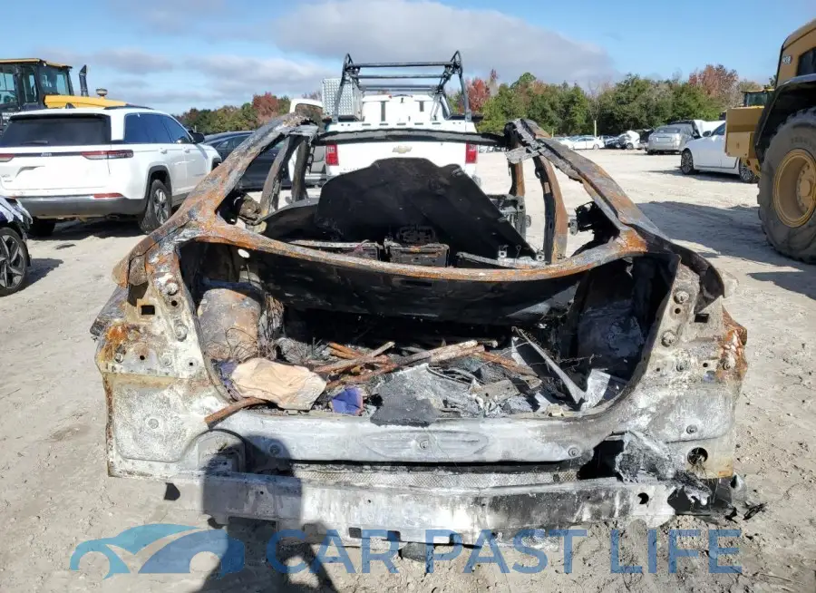 WBAJA7C56JG908413# 6