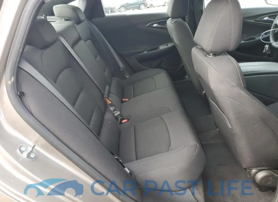 1G1ZD5ST8RF198829# 10