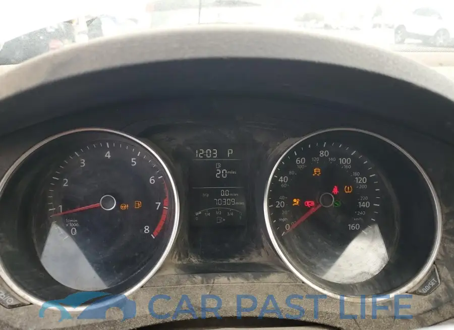 3VW2B7AJ9HM295625# 9