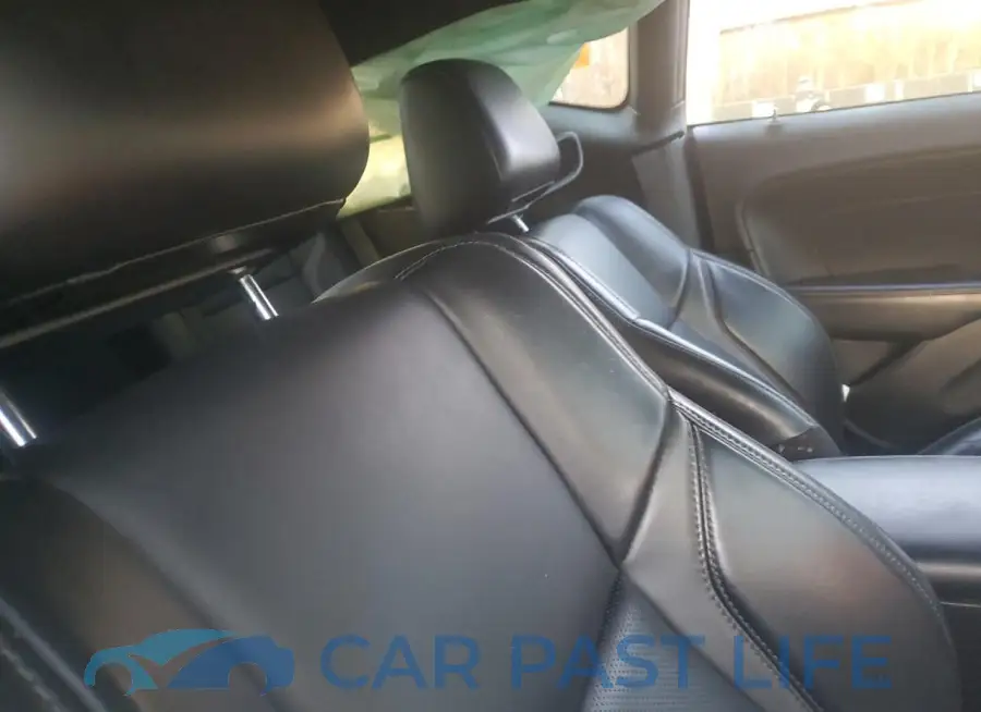 2C3CDZAG8MH507817# 10