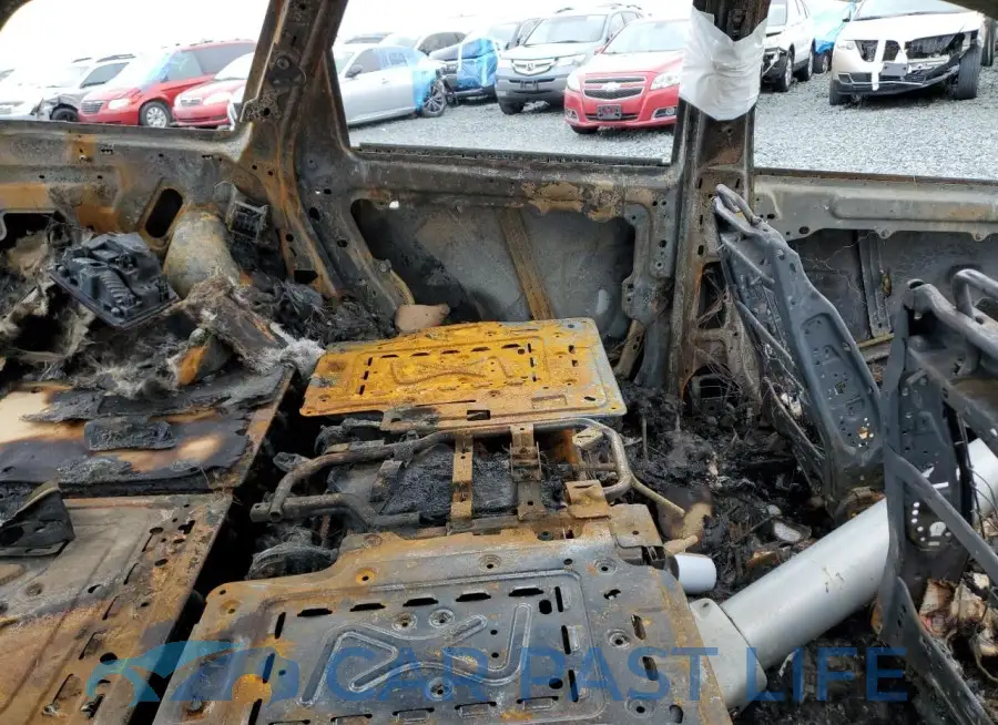 3C4PDCGB6LT263516# 11