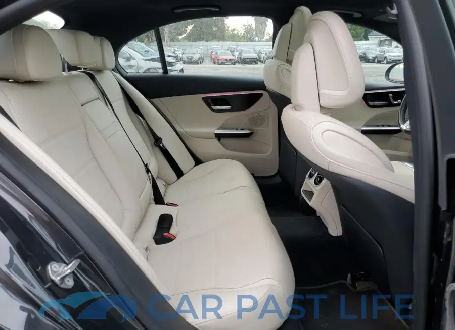 W1KAF4HB6PR090444# 10