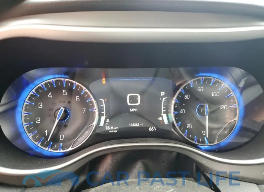2C4RC1EGXLR229726# 9
