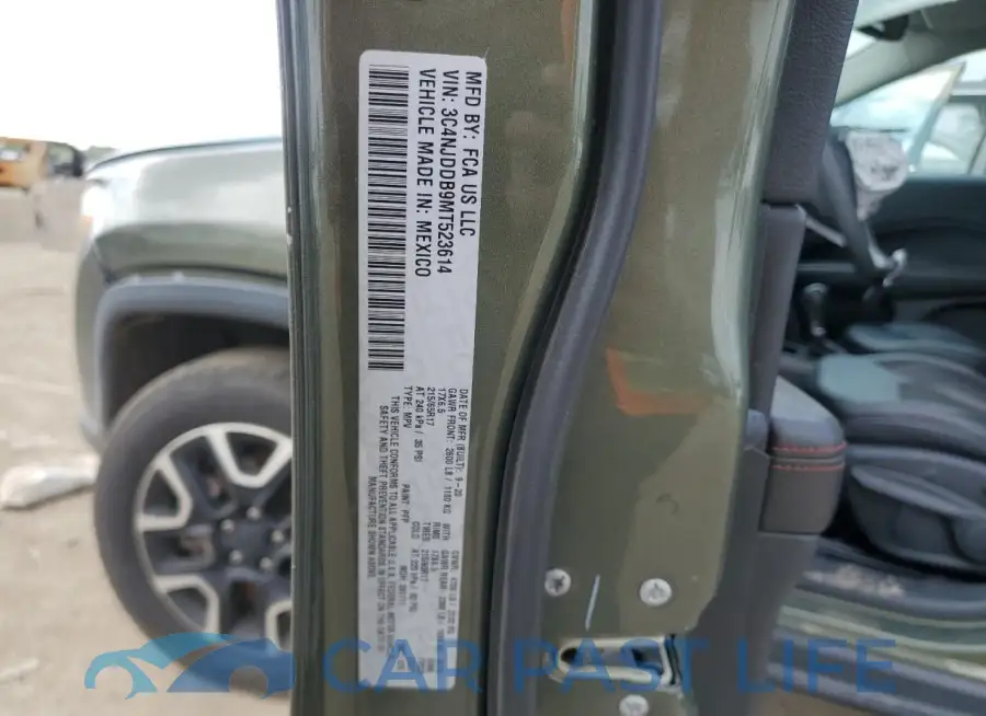3C4NJDDB9MT523614# 13