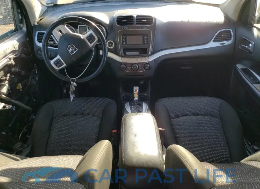 3C4PDCAB8LT271948# 8